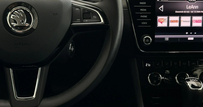 Skoda Superb cena 99900 przebieg: 135160, rok produkcji 2019 z Mogilno małe 781